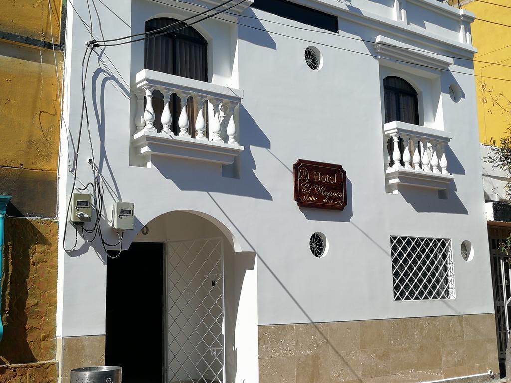 Hotel El Reposo Suite Santa Marta  Exteriör bild
